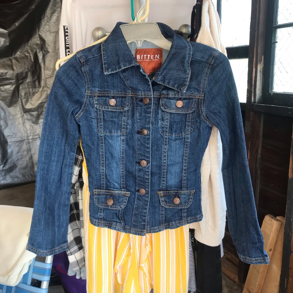 Super cute new jean jacket!
